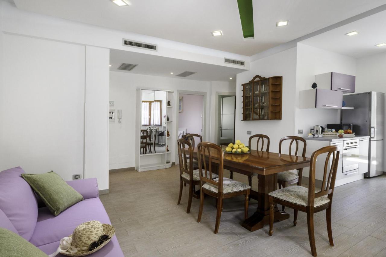 Amore - Rose House Apartment *